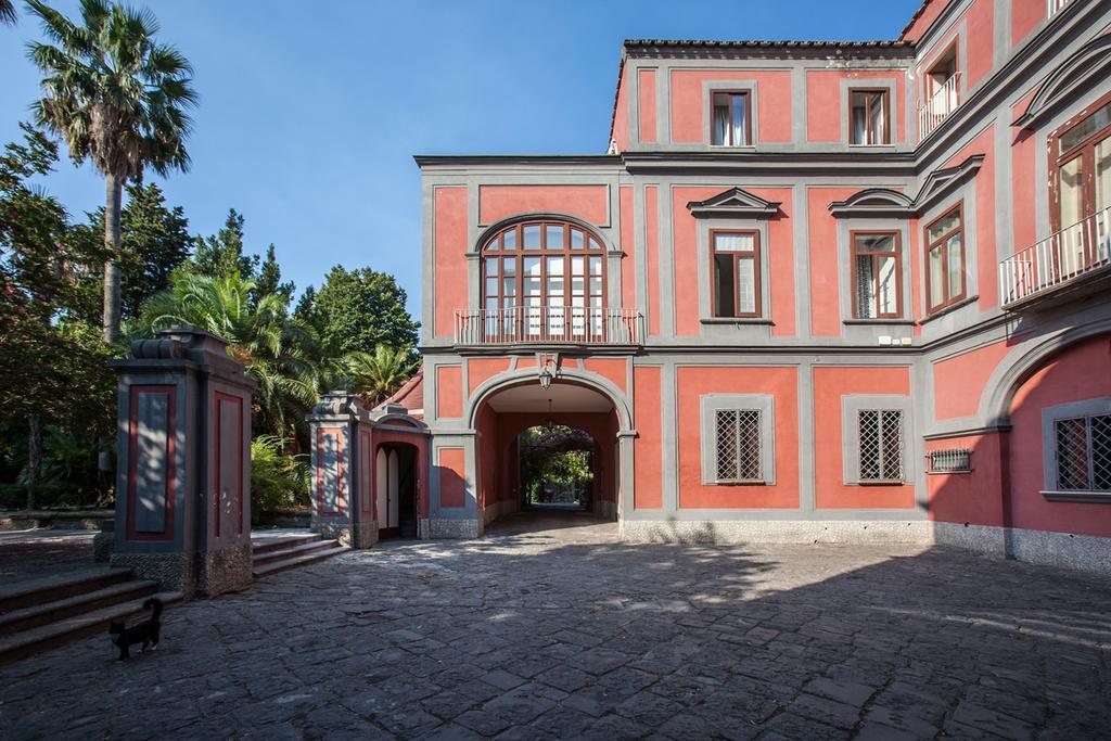 Palazzo Caracciolo Hotel Meta Exterior foto